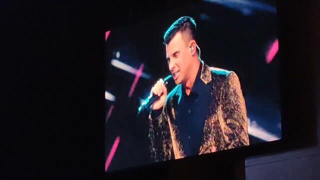 Кирилл Туриченко и Лариса Долина    -   "Я тебя рисую"