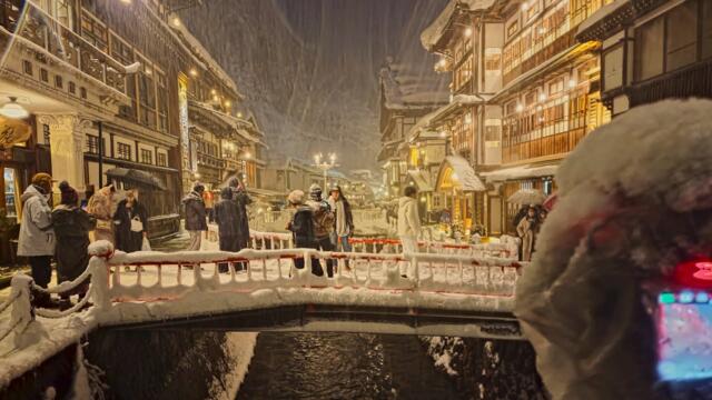 Japan - Heavy Snow in Ginzan Onsen・4K HDR