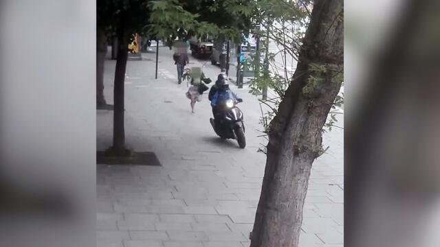 Moped phone thieves who snatched 72 handsets in six weeks jailed