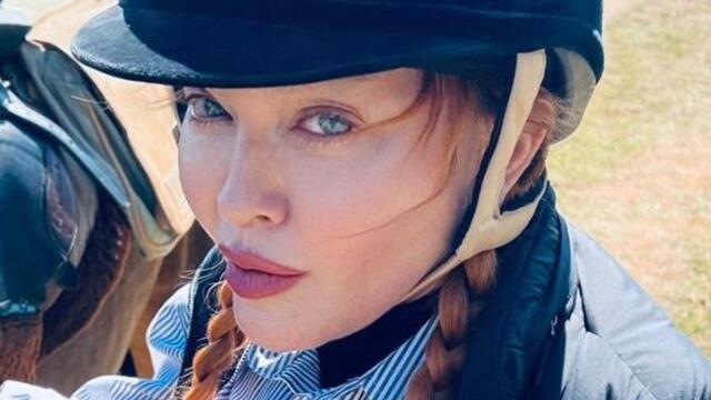Madonna surprend encore une fois ses fans sur Instagram en publiant une vidéo d'elle, en pleine chevauchée dans le désert