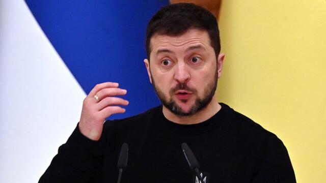 Moment Zelensky finds out German tanks will be delivered to Ukraine during TV interview