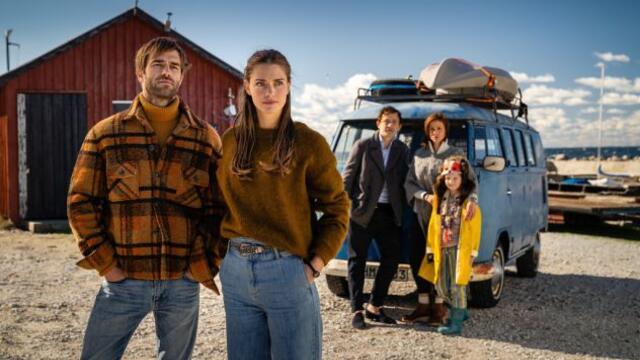 Инга Линдстрьом: В търсене на теб (синхронен екип, дублаж по Диема Фемили на 12.04.2020 г.) (запис)