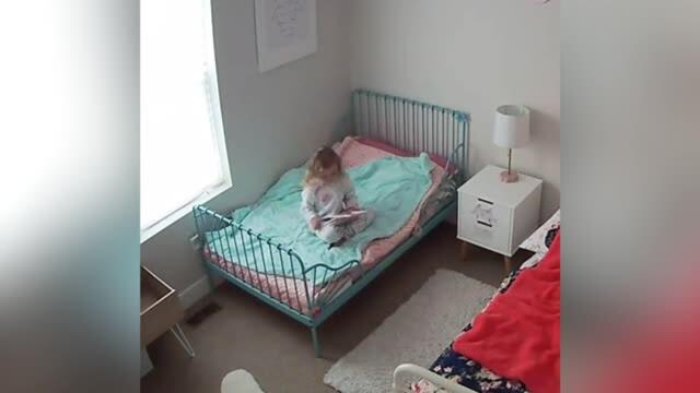 Girl Who Misses Grandpa Caught On Security Cam Hugging Photo Of Him | Happily TV