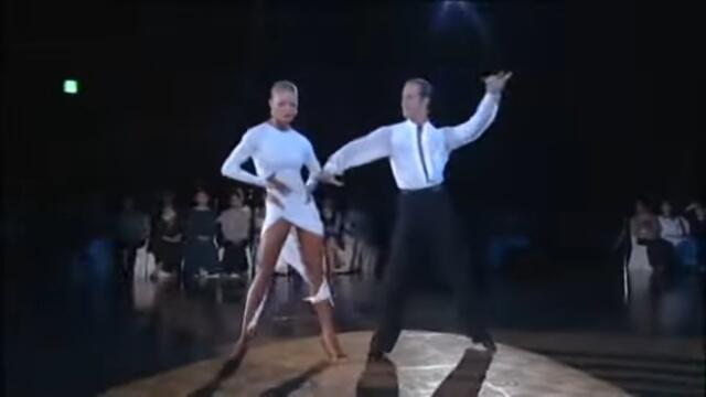 Обалденно красивые песня и танец!!! Женщина – Праздник Виктория Ланевская