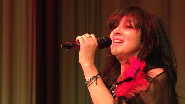 ВИА "Лейся, Песня!"   -    БЕЛАЯ ЧЕРЁМУХА ДУШИСТАЯ