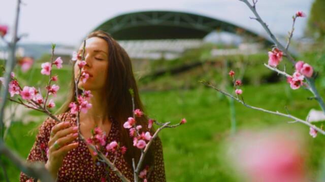 Весна, ты будишь вдохновенье!