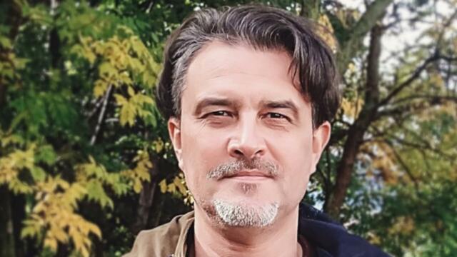 Емил Йотовски: Живеем в контролирана среда, свеждат ни се вектори за мислене