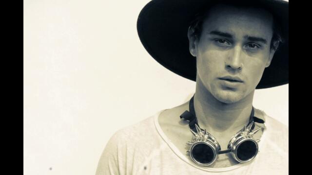 Domen Don Holc - 2023 - Lucy & Molly (New Version)