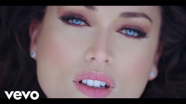 Elsa Esnoult - Moi j'écrirai ton nom (HD)