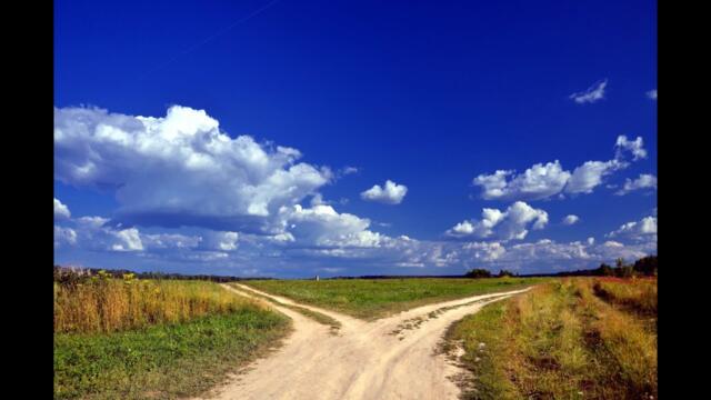 Марина Марковская    -    Две дороги ( Слова Булата Окуджавы ).