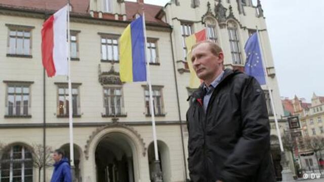 Putin's lookalike lives in fear