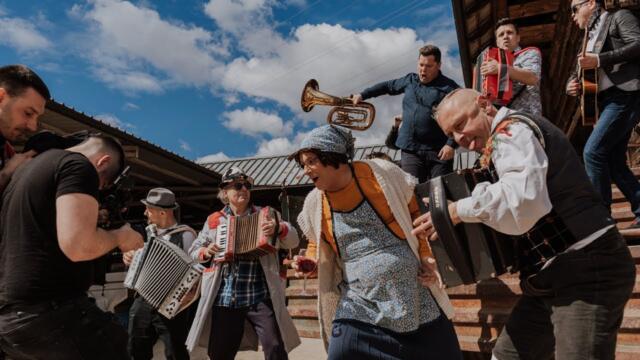 Rock Partyzani & Novi spomini & Mama Manka - 2023 - Narodnjaki (Official Video)