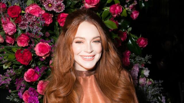Lindsay Lohan "loves" being pregnant