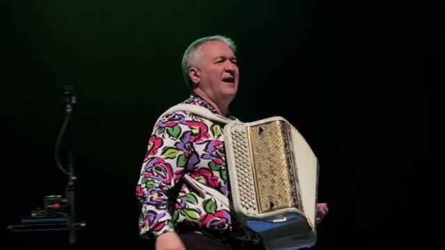 Валерий  Сёмин   -   ОТ ЗАРИ ДО ЗАРИ в Чебоксарах.   ХОР ЗРИТЕЛЕЙ