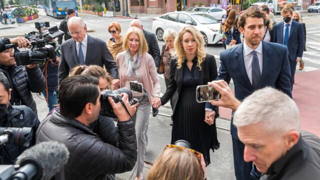 Elizabeth Holmes Delays Going to Prison With Another Appeal