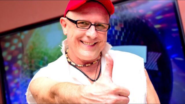 Валерий Палаускас   -   МНОГО ЖЕНЩИН Я ПОВИДАЛ