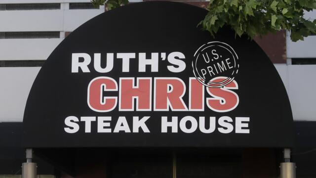 Olive Garden Parent Buys Ruth's Chris Steak House for About $715 Million