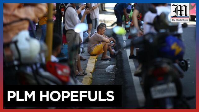 Students take entrance exam at Manila university