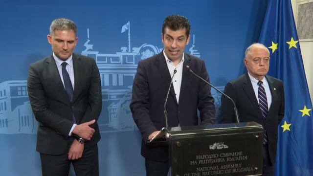 Предателят Кирил Петков - Президентът знае ли за тези среднощни разговори между шефа на ДАНС и Радостин Василев