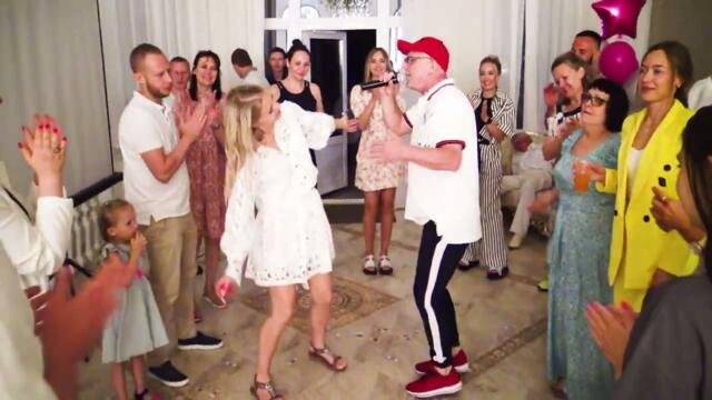 Валерий Палаускас  -  С днём рождения Каролина!