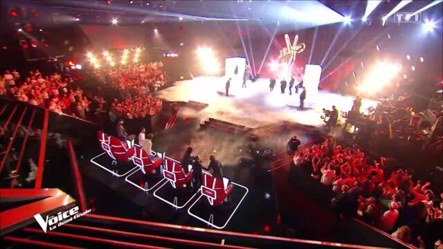 Florent Pagny débarque dans "The Voice" par surprise, les coachs émus