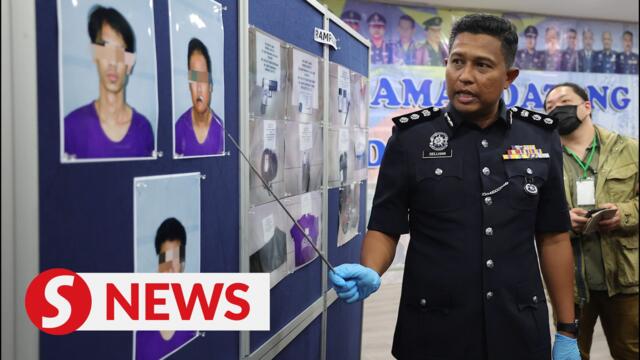 Cops nab three suspects over handphone robbery, seize 'gun'