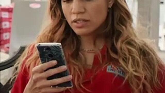 JENNIFER LAWRENCE est de retour dans "Le challenge" !