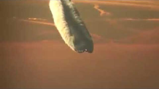 Видео! Самолет разпръсква частици в небето - Аерозолни престъпления, кемтрейлс