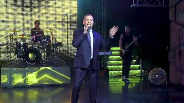 Александр Смарев - "Встречать рассветы"