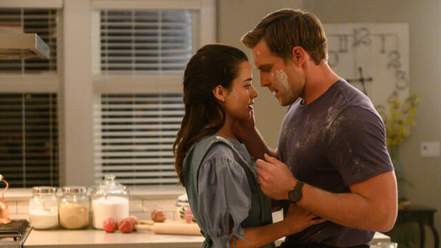 Сладко като пай (синхронен екип, дублаж по Нова телевизия на 19.06.2022 г.) (запис)