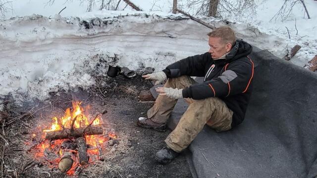 Lost in Alaska - How to NOT Freeze to Death! Winter Survival Camping & Bushcraft (No Tent or Bag)