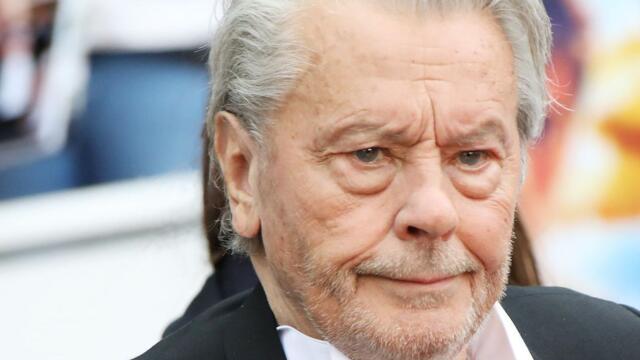 Alain Delon : l’avocat de sa dame de compagnie sort du silence