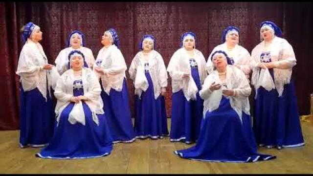 Народный ансамбль русской песни,, Воронежские зори,,  -  Над рекою село...