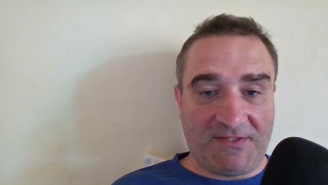 Виновниците за обезобразеното момиче протестират срещу себе си и порочната система, която са създали