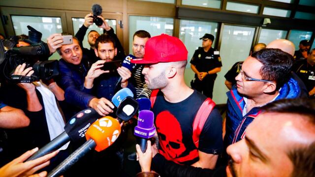 JOURNALISTES VS FOOTEUX