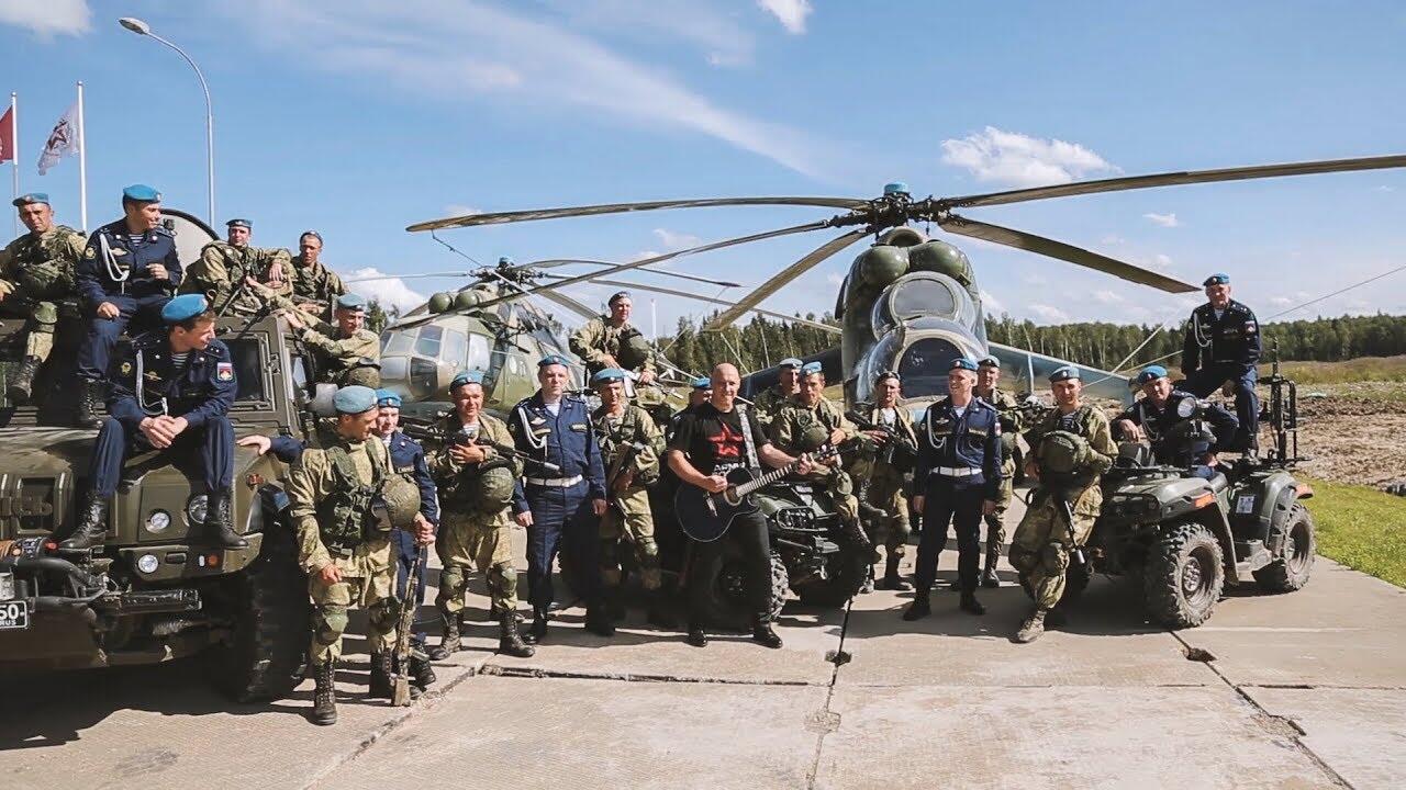 Дениса майданова спецназ. Денис ВДВ. Денис Майданов ВДВ. Денис Майданов ВДВ клип. Майданов ВДВ В армии.