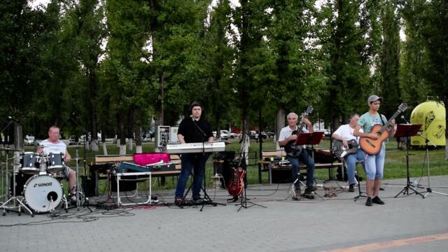 Бразильский карнавал. Солирует Бабаев Дима.