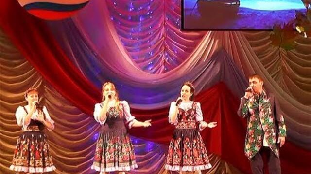 Фолк - Группа "Кумовья"  -   Голубая ночь.