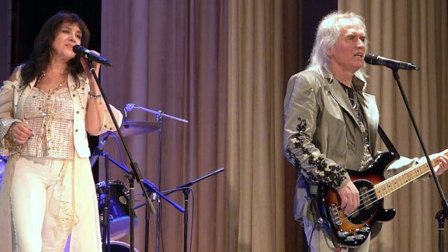 ВИА "Лейся, Песня!"  -   ГДЕ ЖЕ ТЫ БЫЛА  (Вячеслав Добрынин - Леонид Дербенёв,)