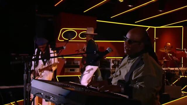 Daft Punk - Get Lucky (Live Grammy Awards 2014)