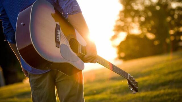 Евгений Путилов - Пусть гитара плачет