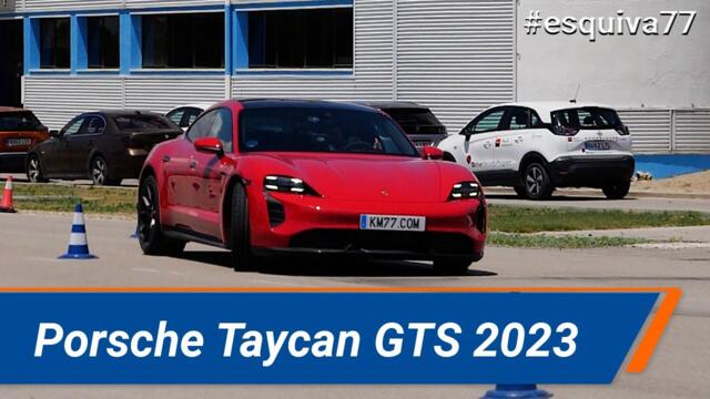 Porsche Taycan GTS 2023 -  Maniobra de esquiva (moose test ) y eslalon | km77.com