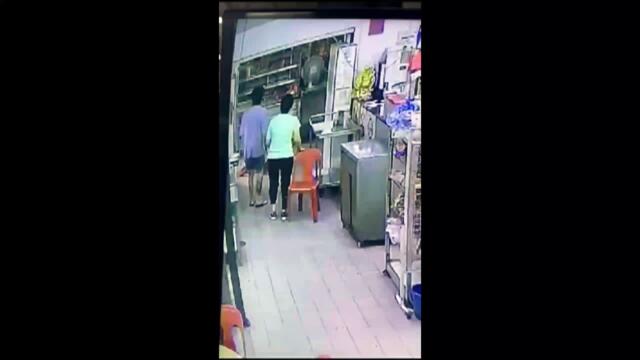 肉骨茶店上演“全武行” 两批人马 店外打到店内