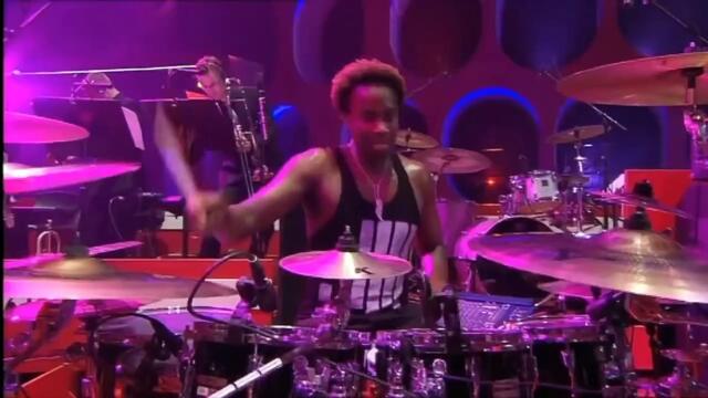 Lionel Richie chante son tube "All Night Long" en live