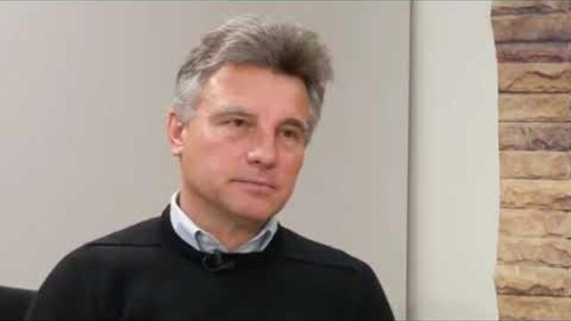 Проф. Иво Христов: Традицията да се присламчваме към по-силния винаги надделява