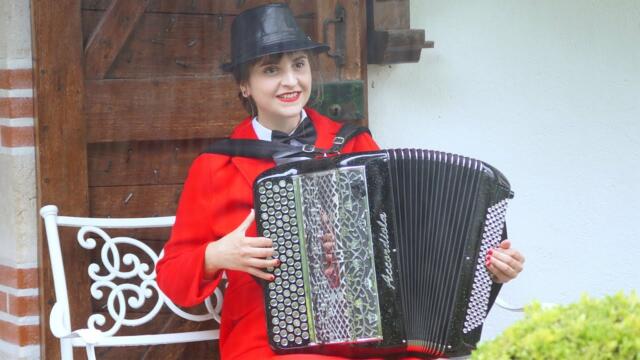 Пусть бегут неуклюже (День рождения) - Народные Песни Русская Музыка