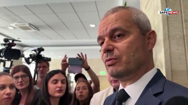 Костадинов: Винаги е възможно да бъде свалено правителството