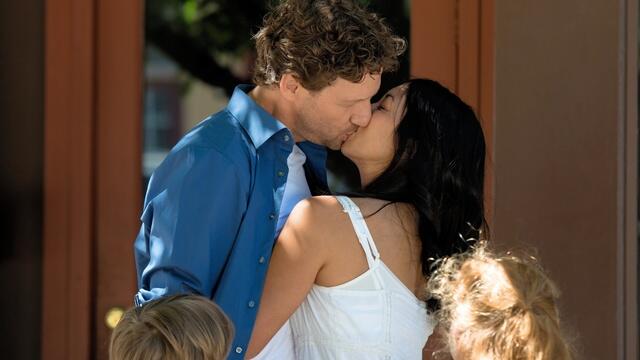 Моят танц на Бродуей (синхронен екип, дублаж на Доли Медия Студио по Диема Фемили, 10.12.2017 г.) (запис)