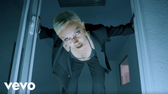 July Jones - 2023 - Flowergirls (Official Video)