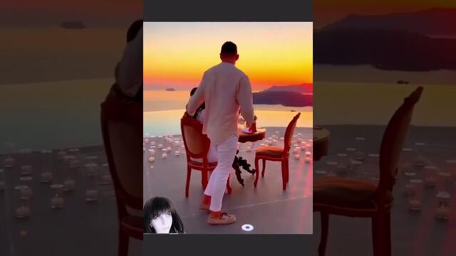 Любви последней лепестки